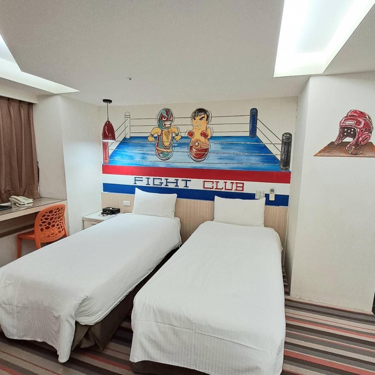 Morwing Hotel Fuzhong Тайбей Екстер'єр фото